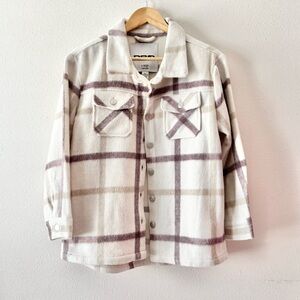 Tilly’s RSQ plaid heavy weight shacket (shirt jacket)